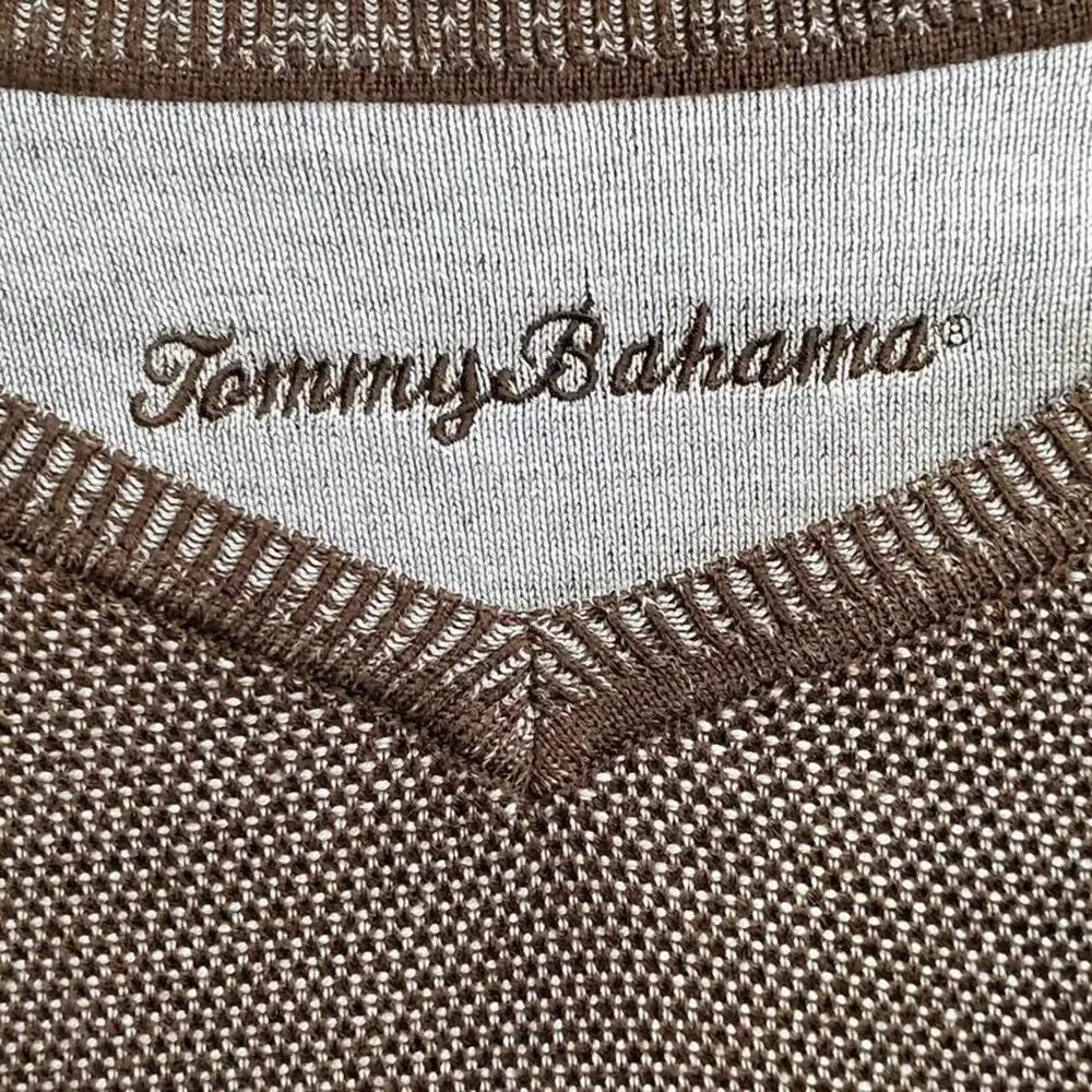 Tommy Bahama silk‎ blend sweater size large